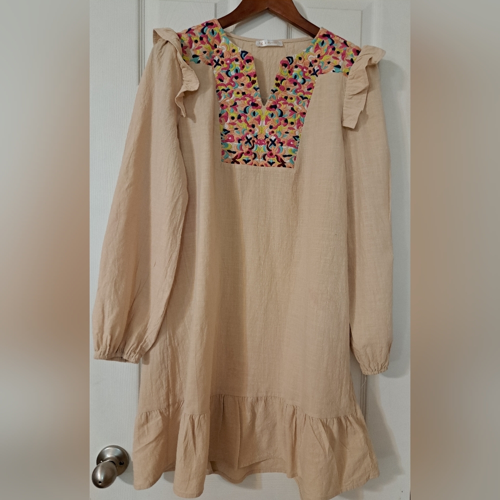 Kirundo Embroidered Dress Large